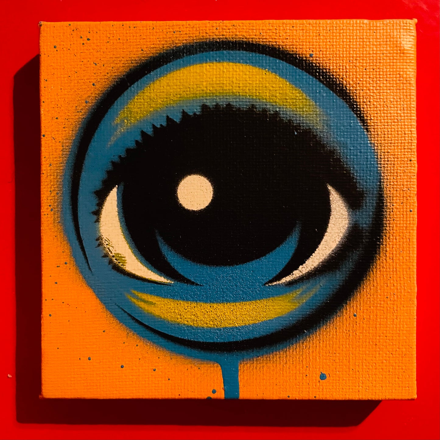 MiniEyez 4inch canvas with custom easel